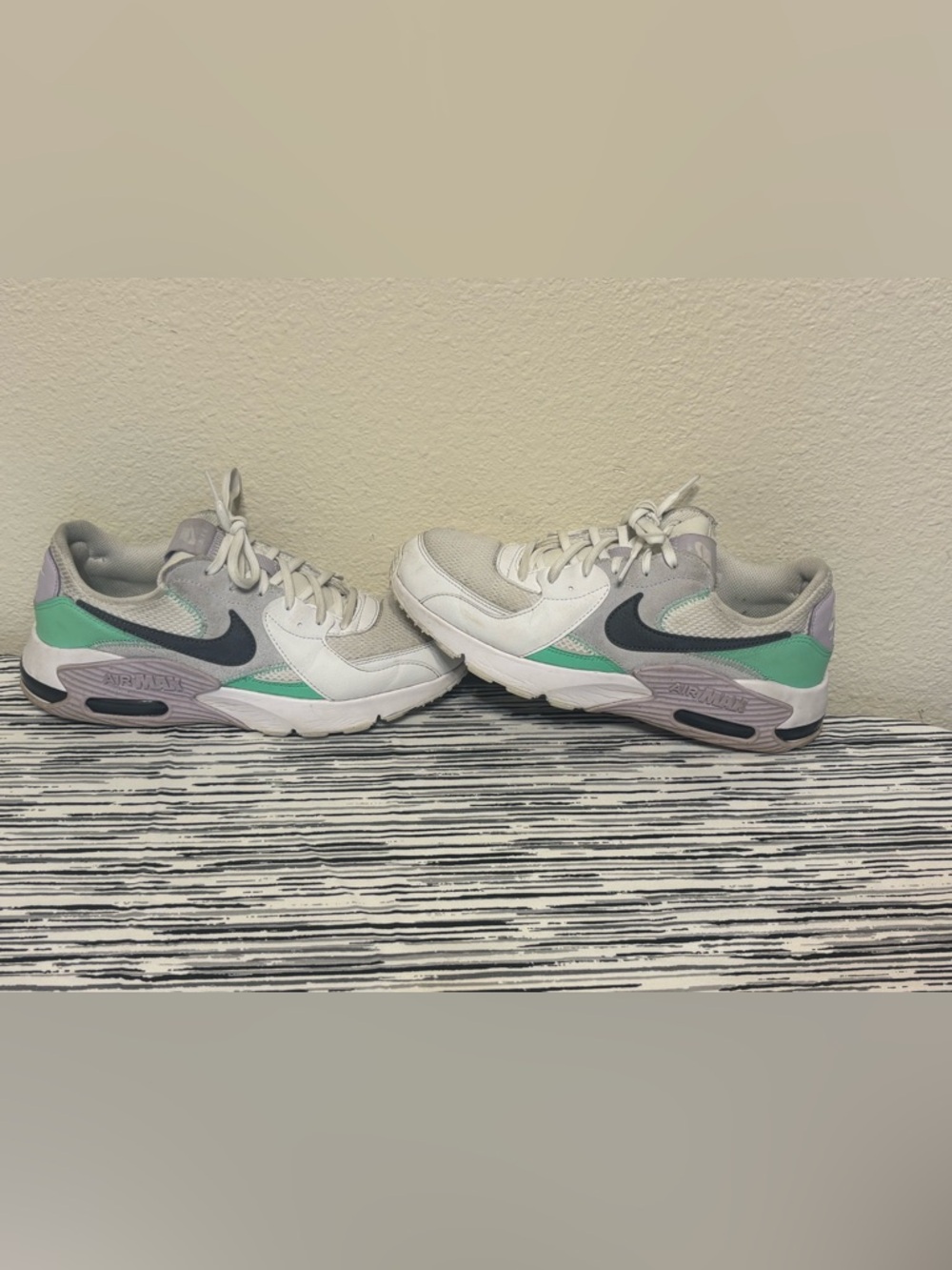 Nike Air Max Woman’s White Gray Purple Mint Athletic Sneakers